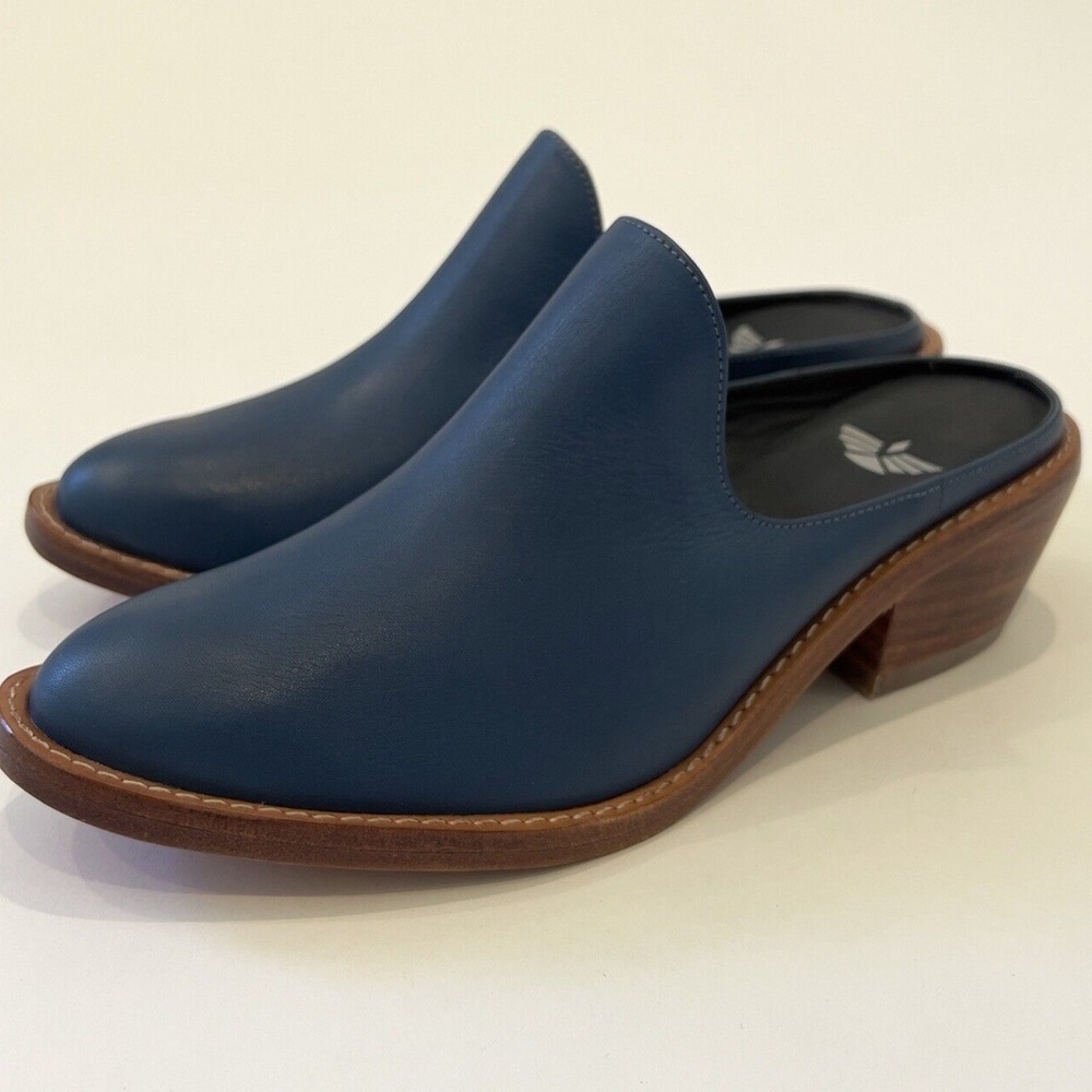 Fortress of Inca Michelle Navy Blue 38 Western Slip on Shoe Leather NEW